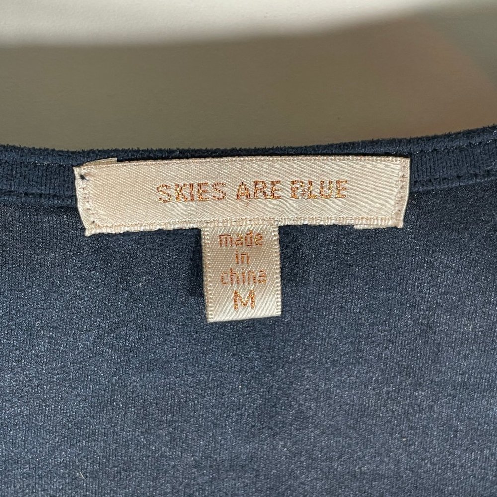 Skies Are Blue Microsuede Sleeveless Layered Top - Picture 4 of 9